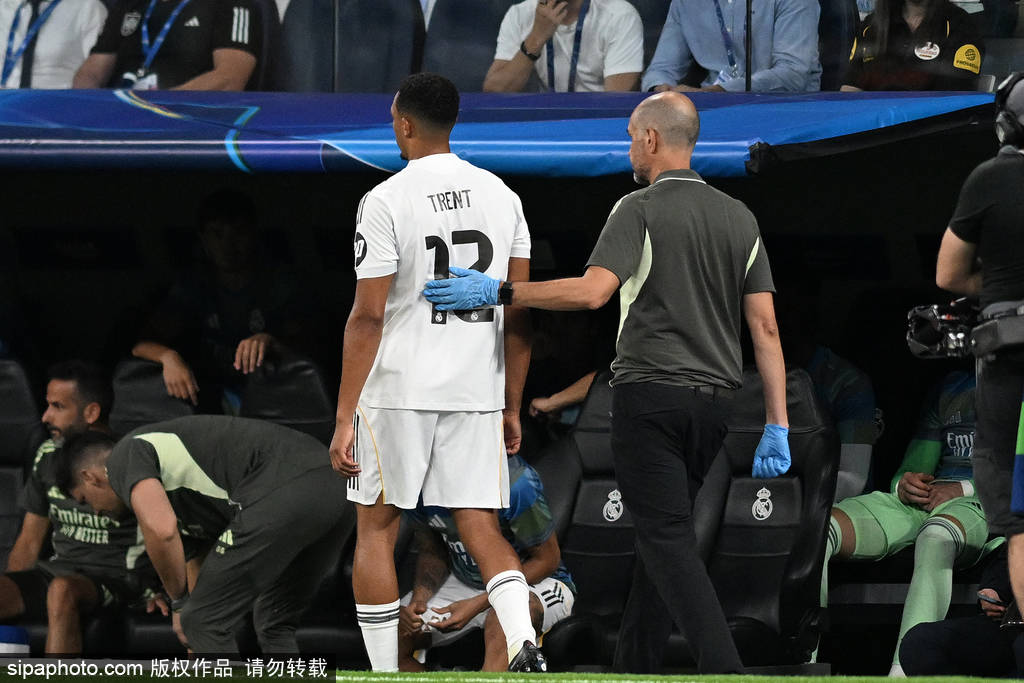 阿诺德伤缺6-8周无缘战马竞尤文巴萨 亦难重返安菲尔德